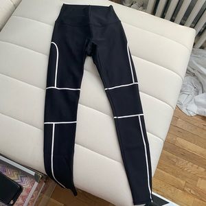 Alo yoga sport stripe legging